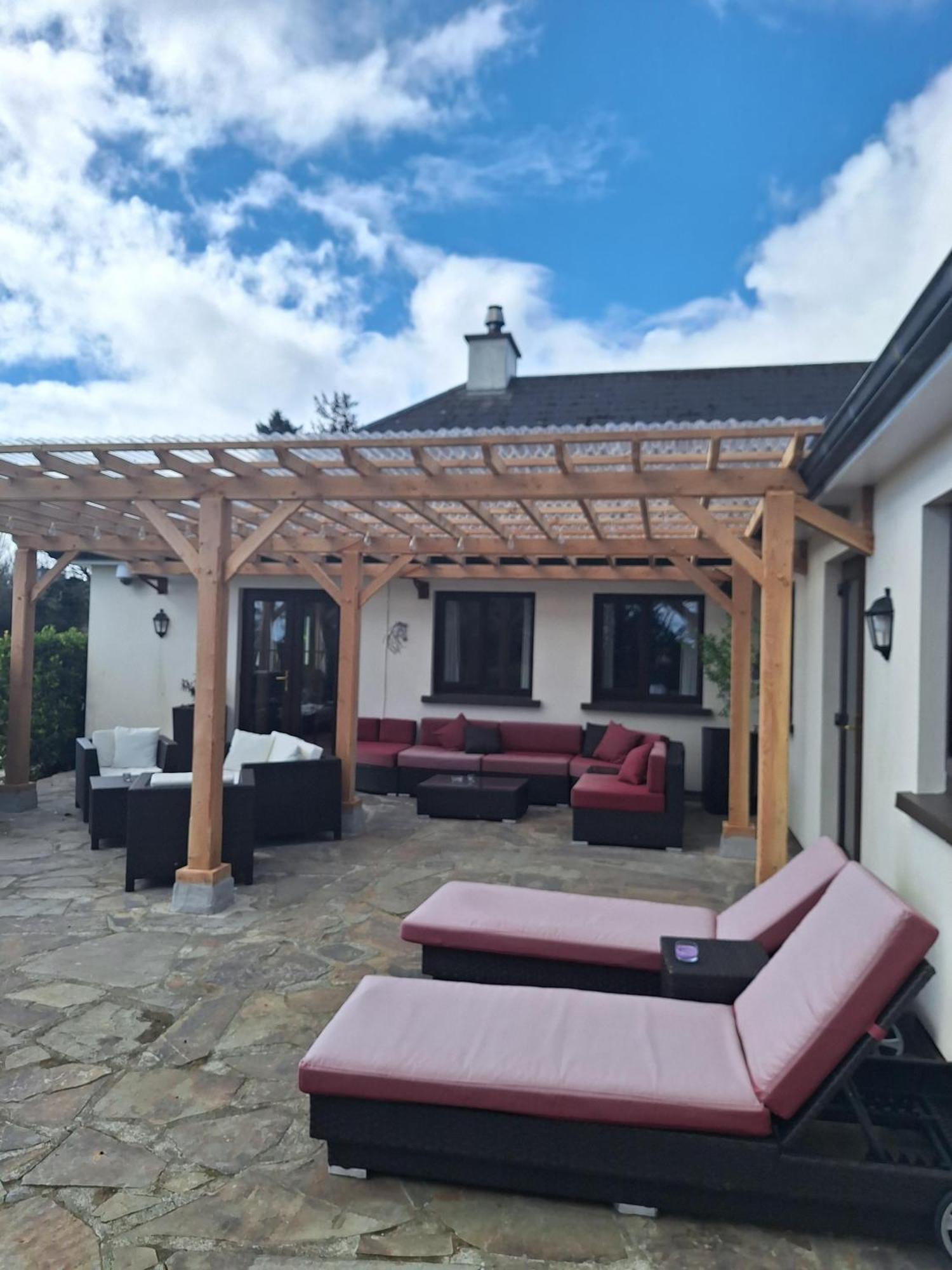 Corthna Lodge Schull Εξωτερικό φωτογραφία